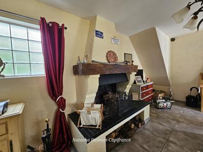 Maison - 229 m² - 9 pièces