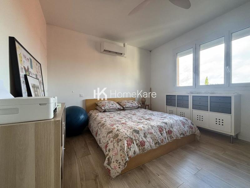 Appartement - 80 m² - 3 pièces