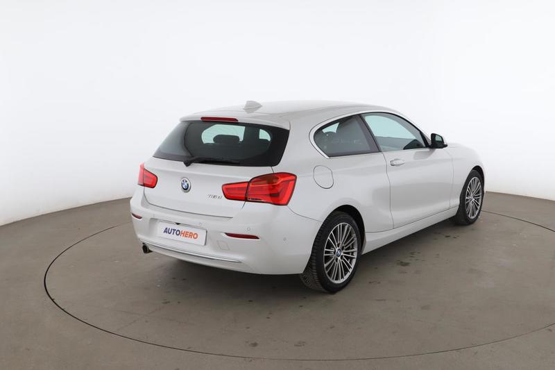 Bmw Série 1 116d UrbanChic Bva8 3p 116 ch