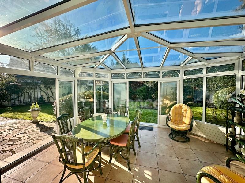 Maison bourgeoise - 225 m² - 9 pièces