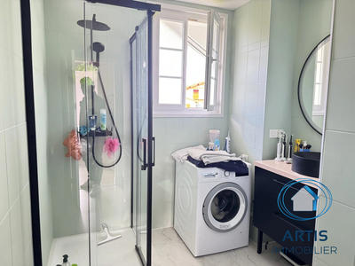 Appartement - 100 m² - 5 pièces