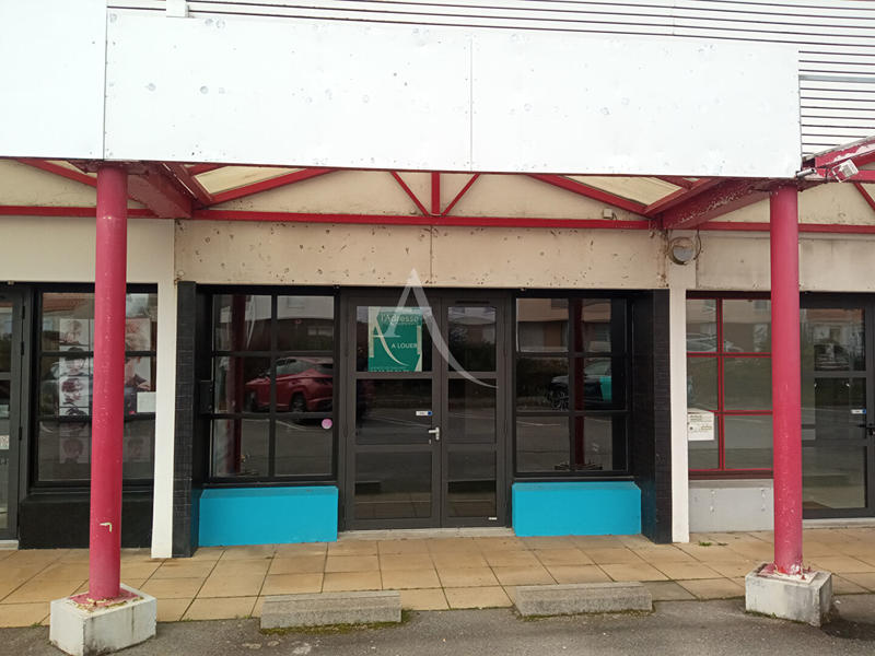 Local commercial - 220 m²