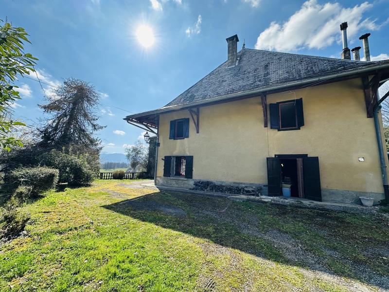 Propriété - 300 m² - 7 pièces