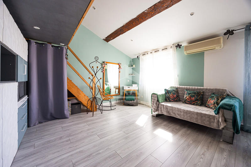 Maison - 254 m² - 6 pièces