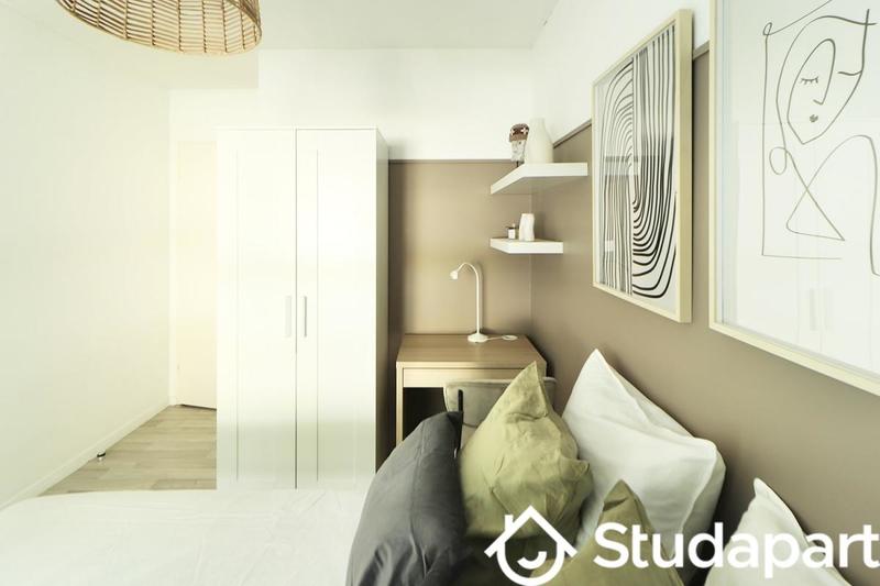 Chambre - 10 m² - 1 pièce