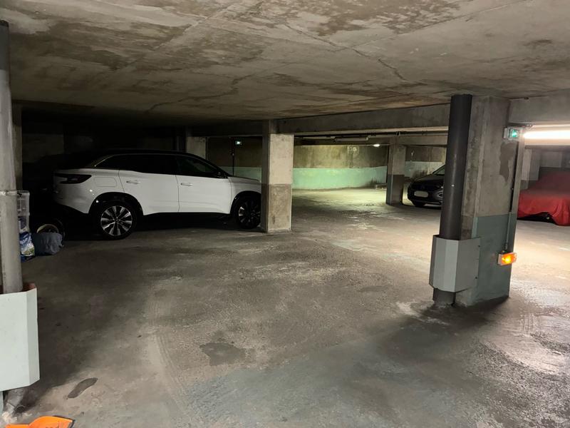 Parking / Garage - 13 m²