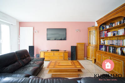 Appartement - 104 m² - 5 pièces