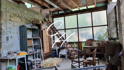 Maison ancienne - 250 m² - 8 pièces