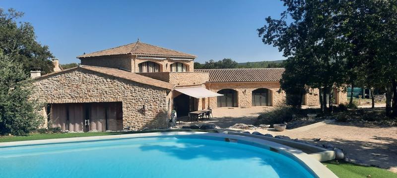 Villa - 425 m² - 10 pièces