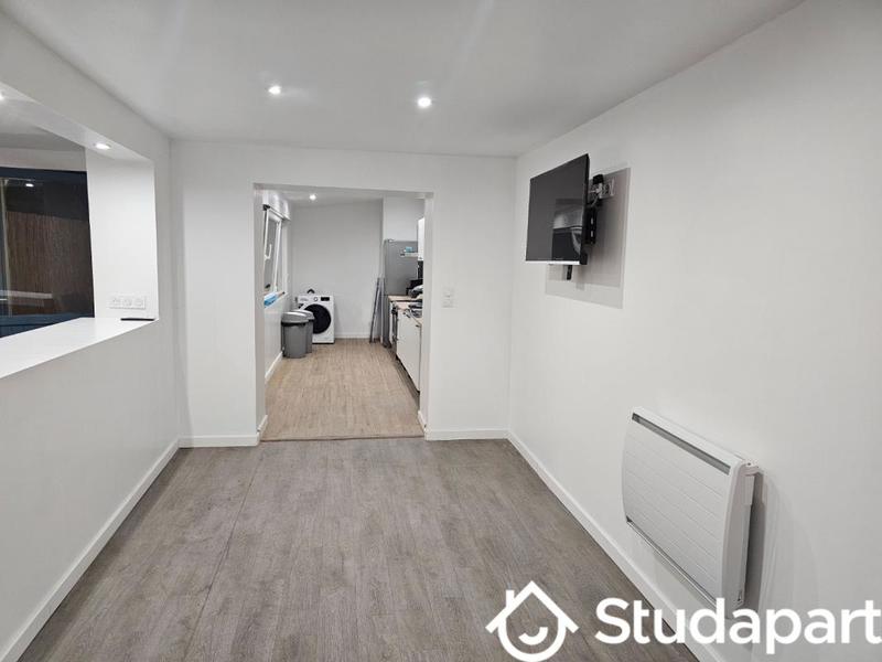 Chambre - 13 m² - 1 pièce