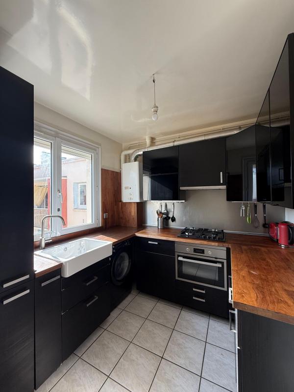 Appartement - 62 m² - 4 pièces