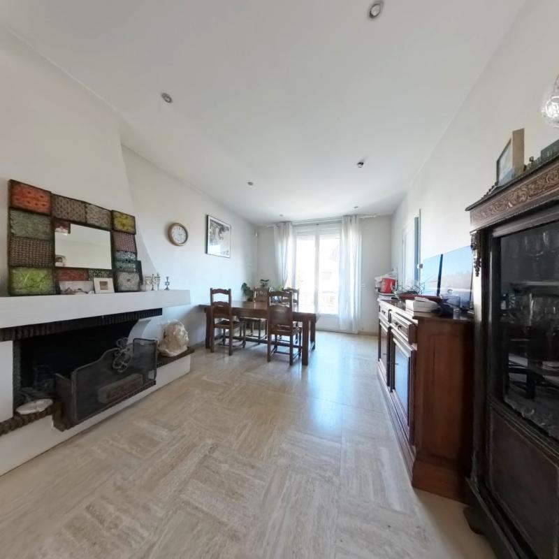 Maison - 127 m² - 8 pièces