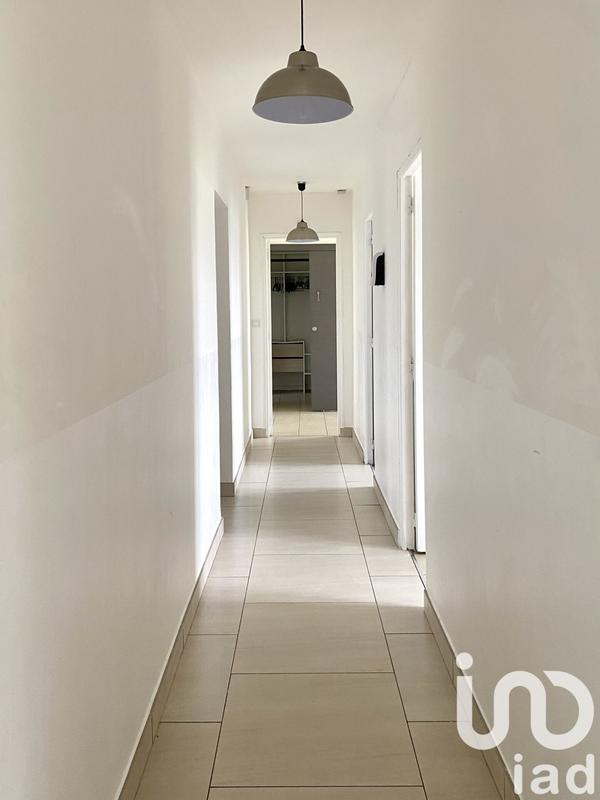 Maison - 250 m² - 11 pièces