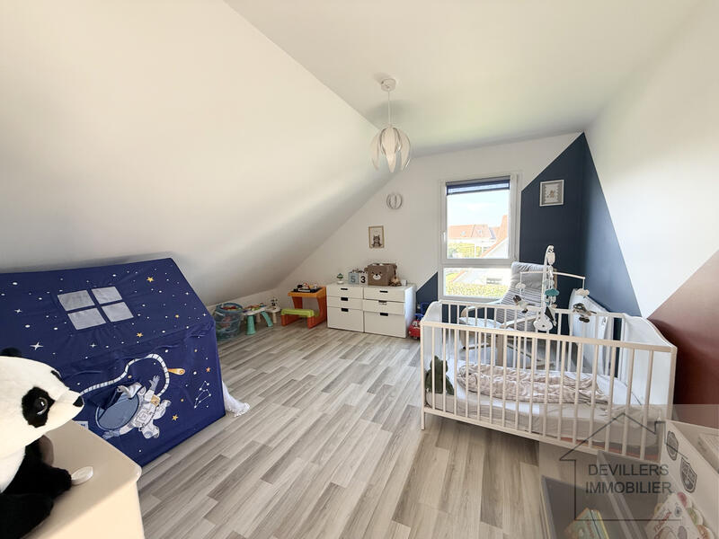 Maison - 167 m² - 6 pièces