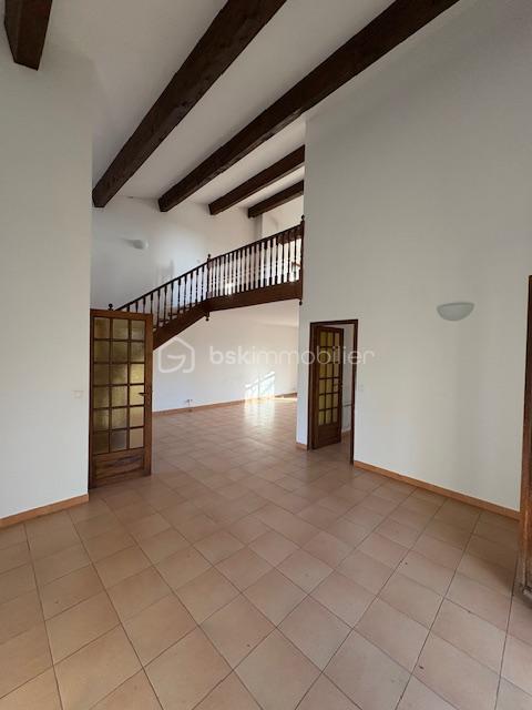 Maison traditionnelle - 155 m² - 7 pièces