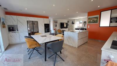 Maison de village - 112 m² - 4 pièces