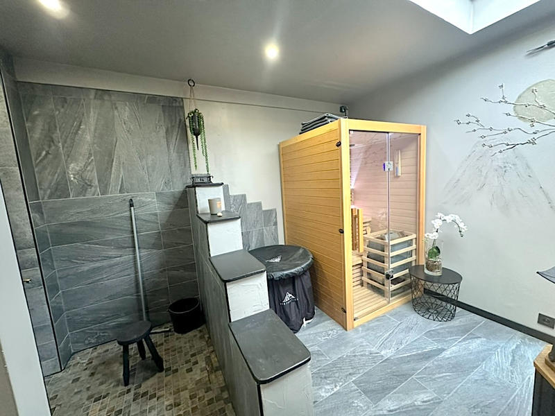 Maison - 200 m² - 6 pièces