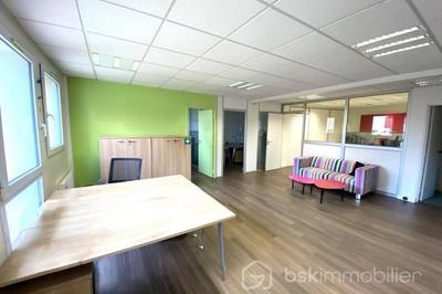 Bureau - 85 m² - 4 pièces