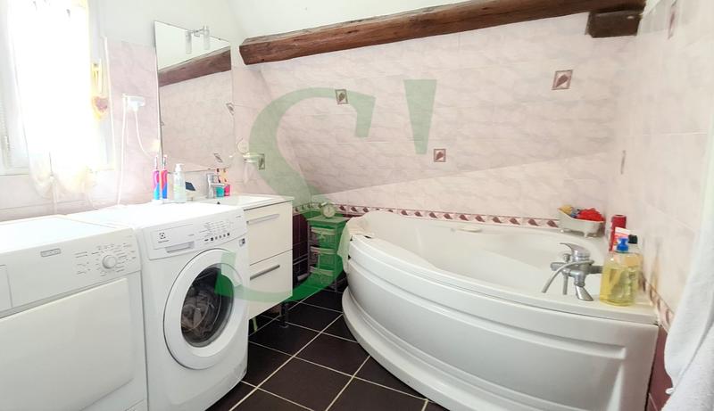 Maison - 64 m² - 3 pièces