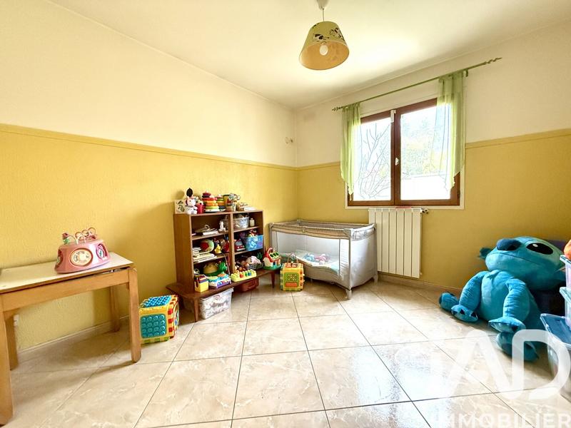 Maison - 138 m² - 6 pièces