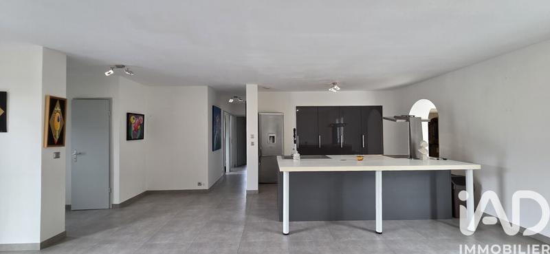 Maison - 122 m² - 6 pièces