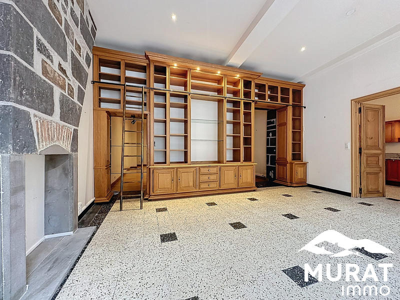 Appartement - 180 m² - 8 pièces