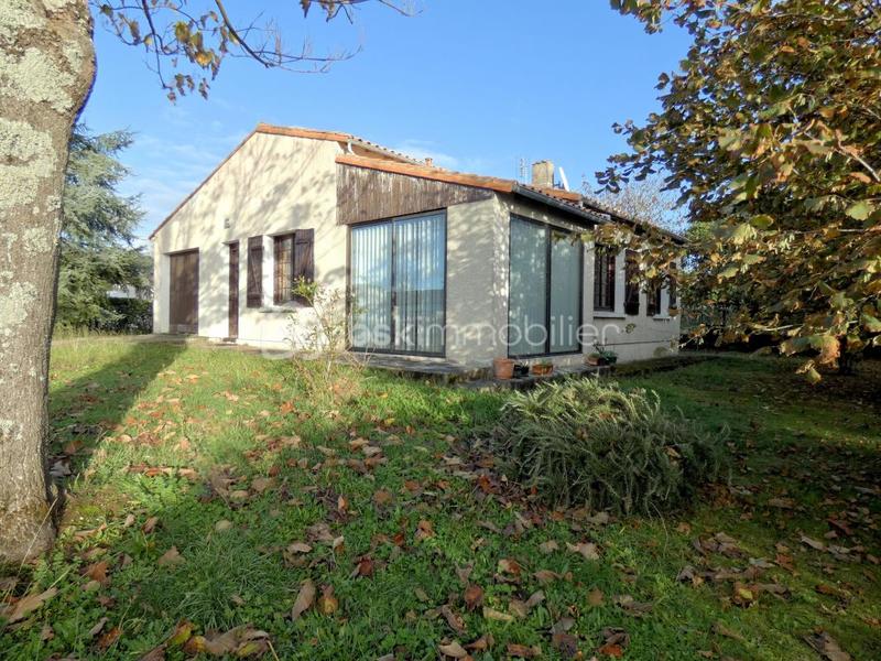 Maison - 90 m² - 3 pièces