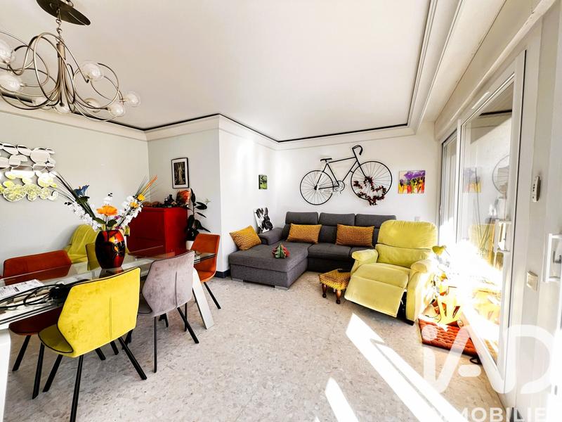 Appartement - 90 m² - 4 pièces