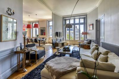 Appartement - 123 m² - 5 pièces