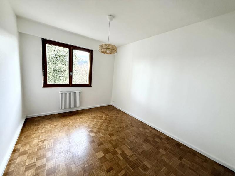 Appartement - 122 m² - 4 pièces