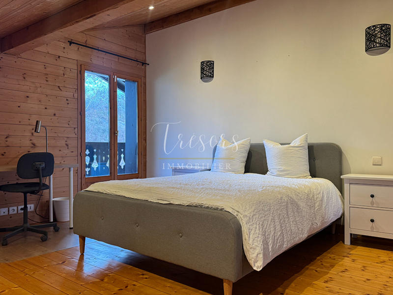 Maison - 287 m² - 7 pièces