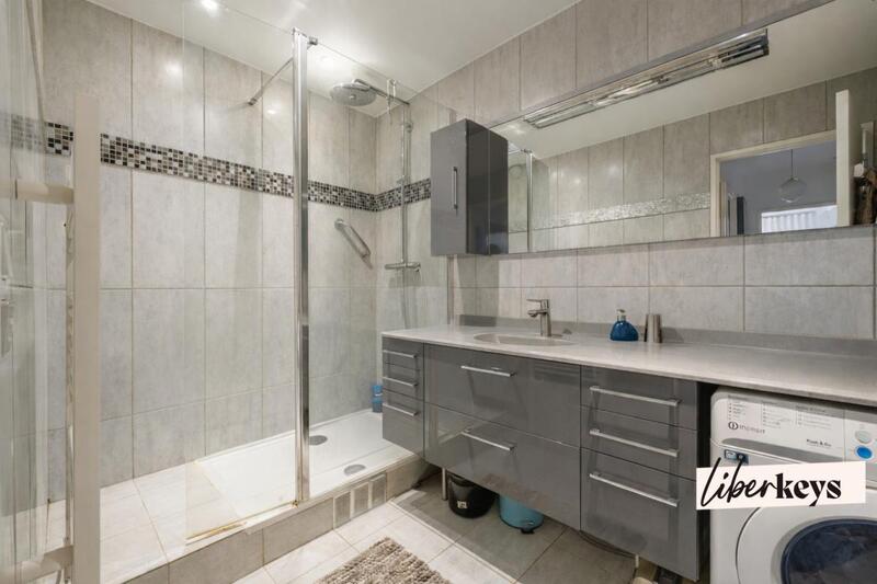 Appartement - 77 m² - 3 pièces