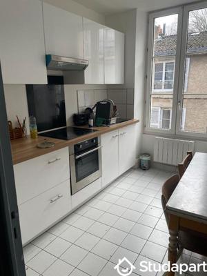 Chambre - 15 m² - 1 pièce