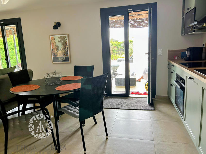 Villa - 235 m² - 8 pièces