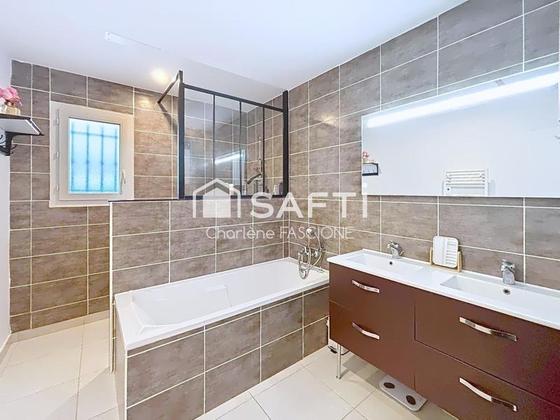 Maison - 126 m² - 4 pièces