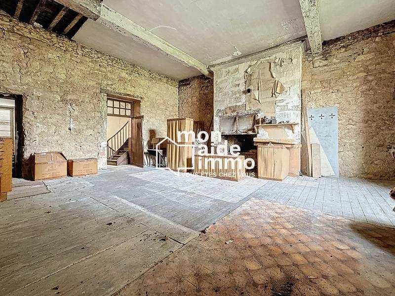 Maison - 300 m² - 12 pièces