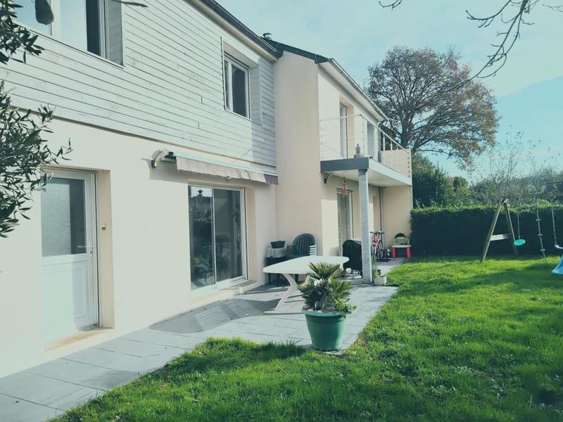 Maison - 160 m² - 7 pièces