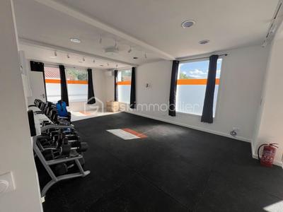 Local d'activité / Entrepôt - 99 m² - 1 pièce