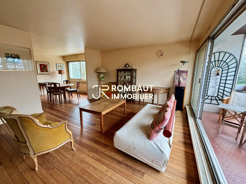 Appartement - 90 m² - 5 pièces