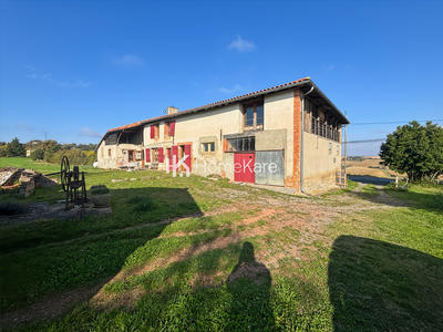 Maison - 197 m² - 5 pièces