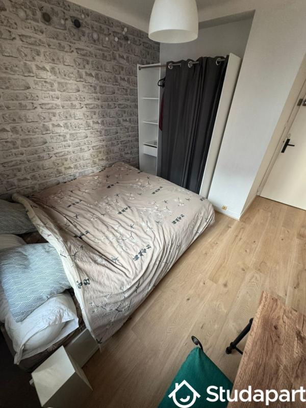 Chambre - 9 m² - 1 pièce