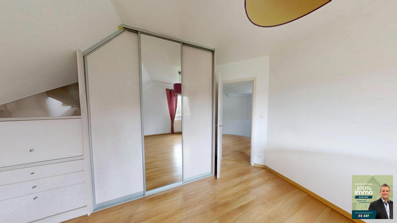 Maison - 186 m² - 6 pièces