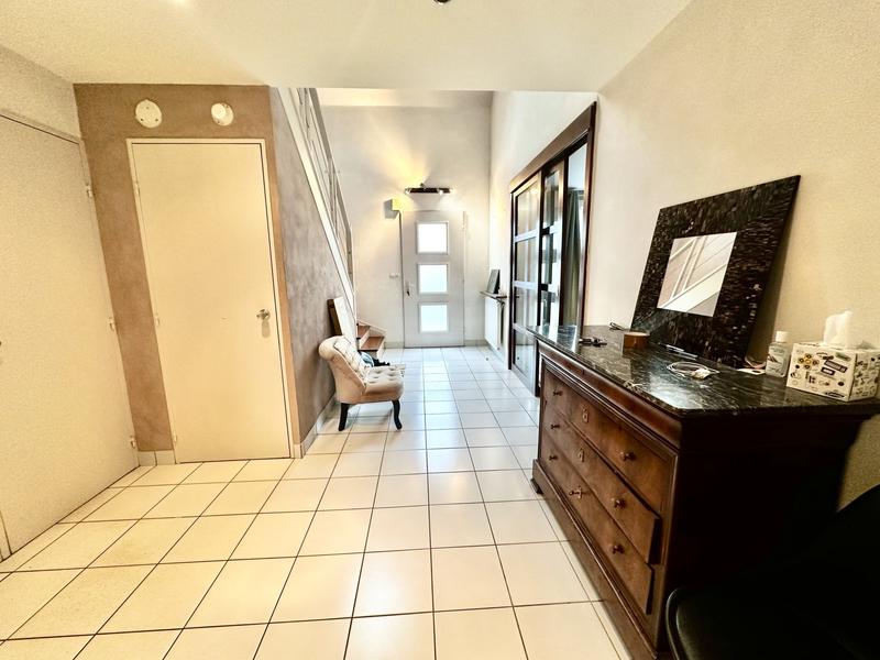 Maison - 188 m² - 7 pièces