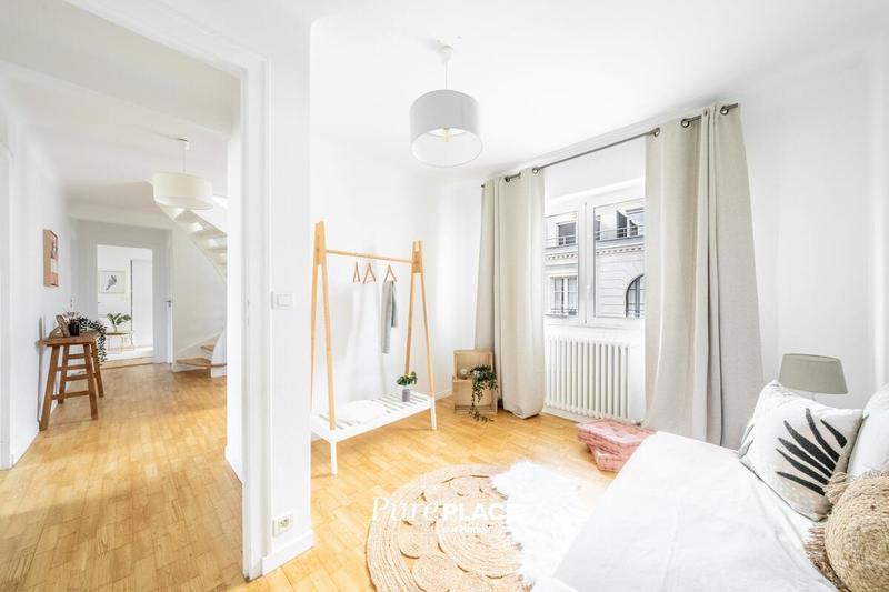 Maison - 186 m² - 7 pièces