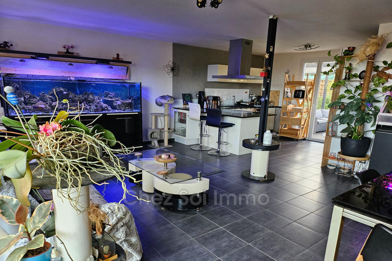 Villa - 90 m² - 4 pièces