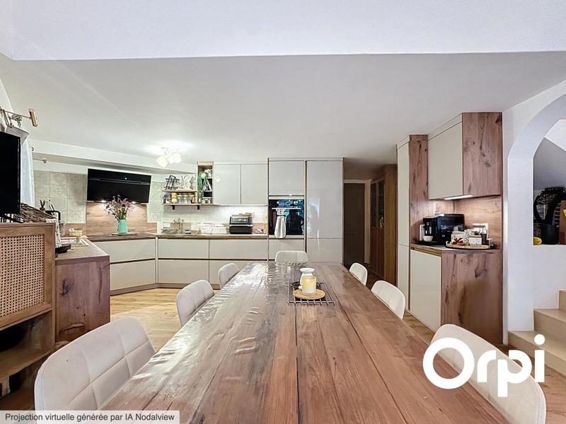 Maison - 110 m² - 5 pièces