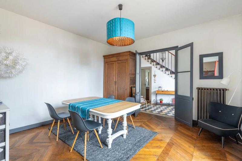 Maison - 187 m² - 6 pièces