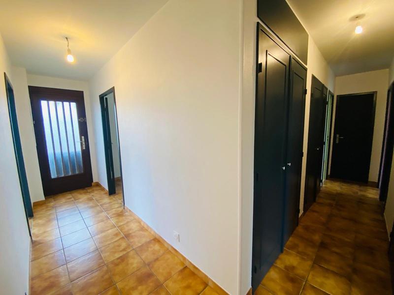 Maison - 93 m² - 5 pièces