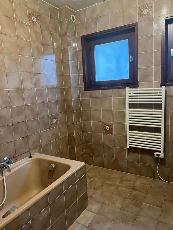 Appartement - 150 m² - 5 pièces