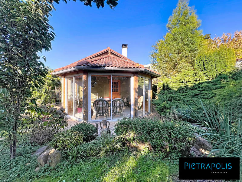 Maison - 88 m² - 3 pièces